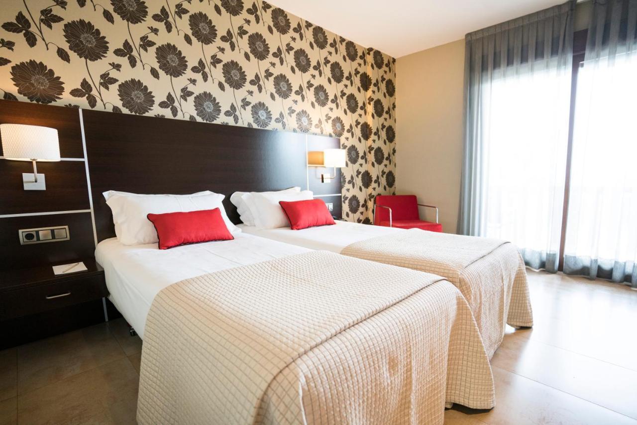Hotel Piramide 2 Portonovo Kültér fotó